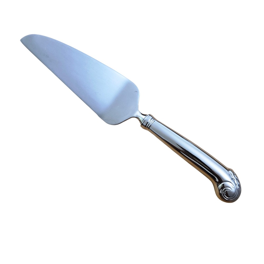 Kirk Stieff WILLIAMSBURG ROYAL SHELL Pie and Cake Server Pistol Handle Stainless